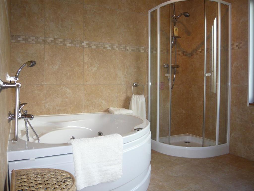 Lakeside Bed And Breakfast Payzac  Zimmer foto